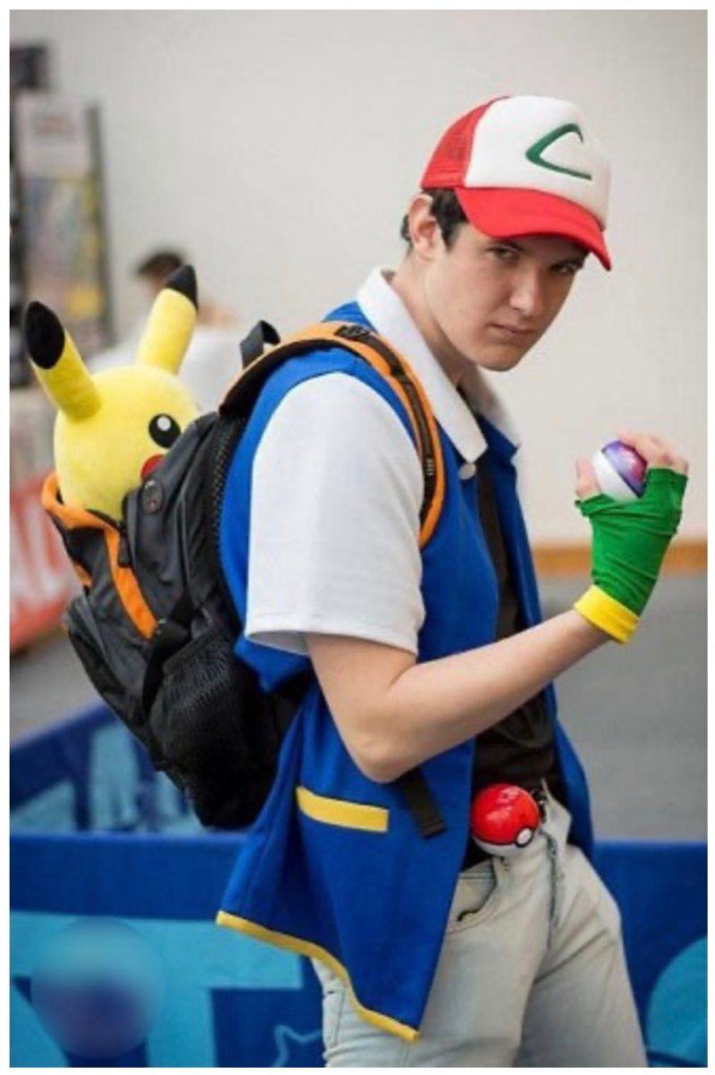 Hình ảnh cosplay Ash Ketchum và Pikachu (Pokémon)