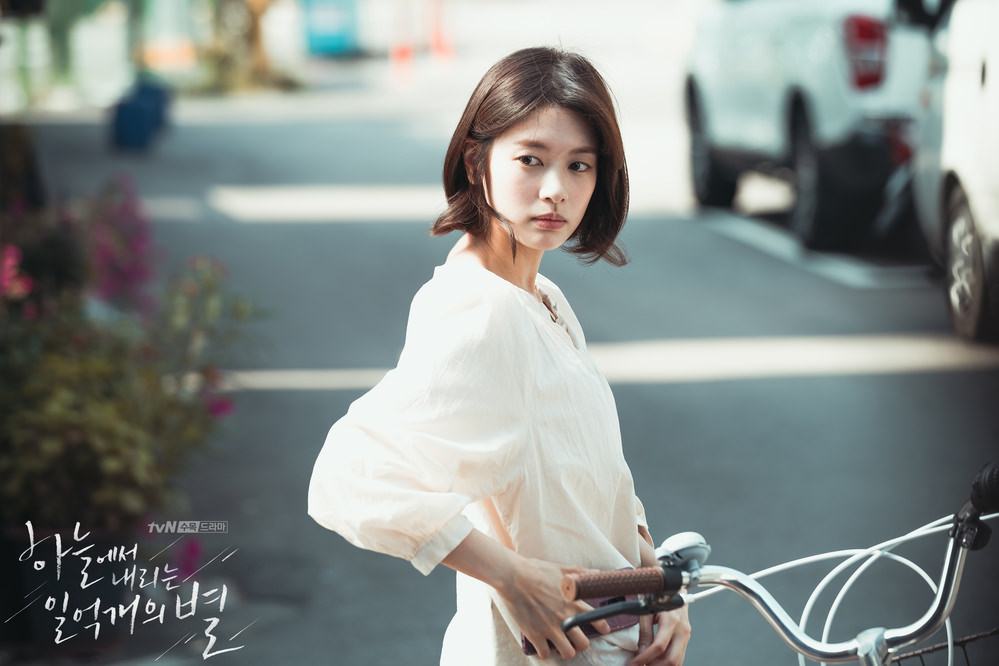 Nữ chính Jin Kang vai Jung So Min (nguồn: tvN)