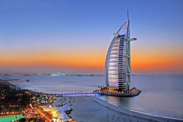 Khách sạn Burj Al Arab