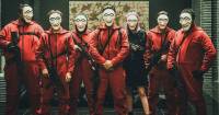 Money Heist: Korea - Joint Economic Area (Netflix) - Thay đổi một điều để tránh lặp lại lỗi Squid Game