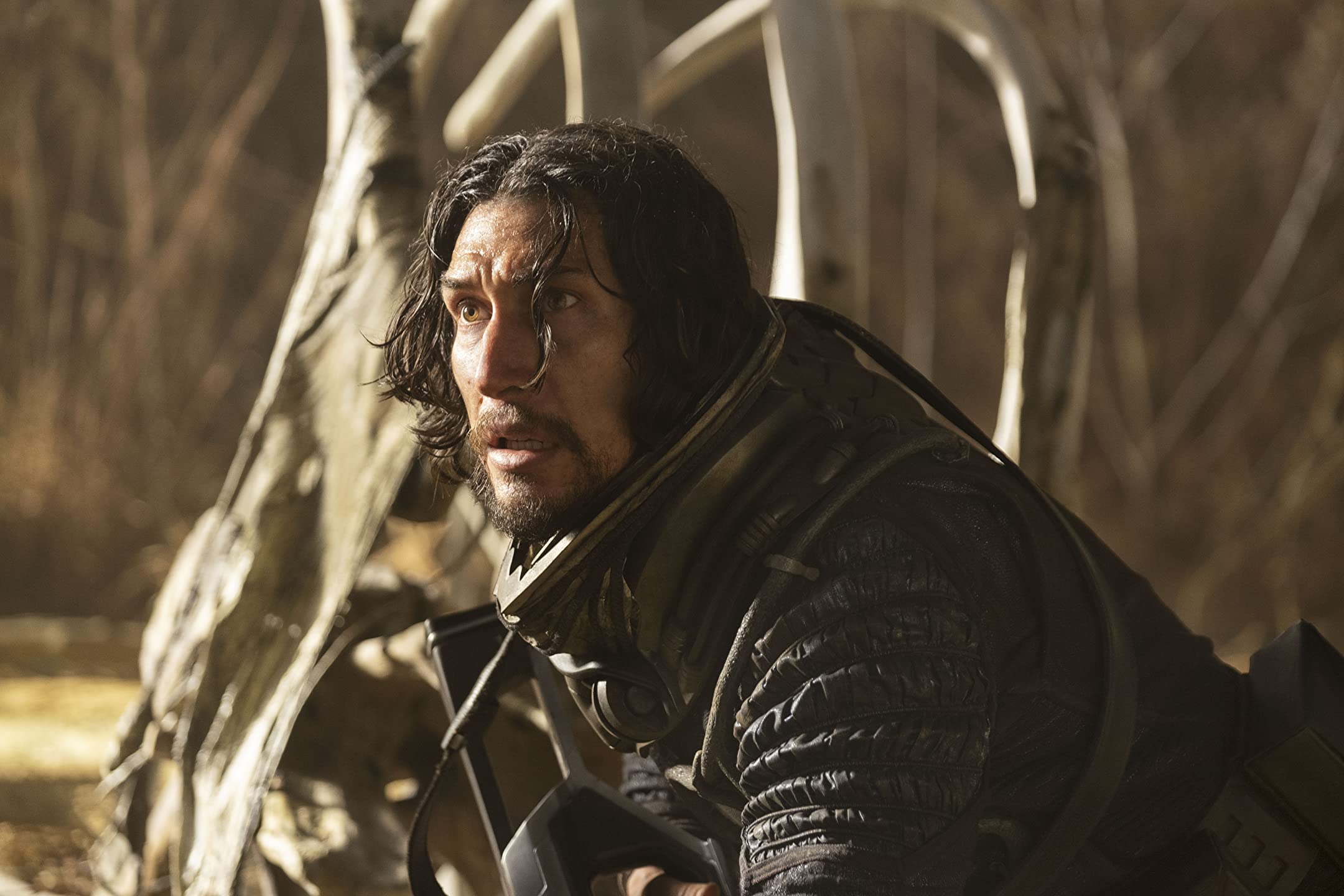 Vai Mills sẽ không khó với Adam Driver