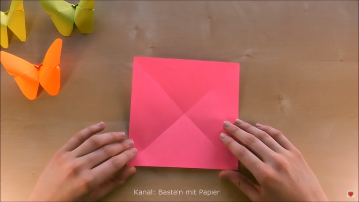 Cách gấp con bướm bằng giấy Origami dễ dàng