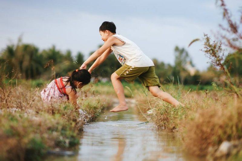 hình ảnh hướng tây của ngôi nhà tuổi thơ hướng tây