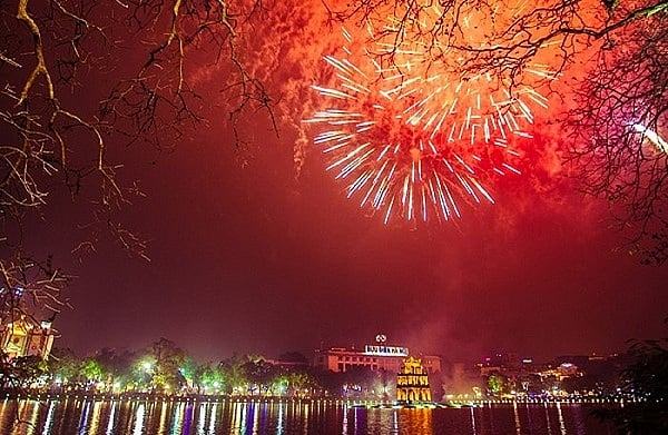 TOP 9 địa điểm ngắm pháo hoa Tết dương lịch tại Hà Nội 2023