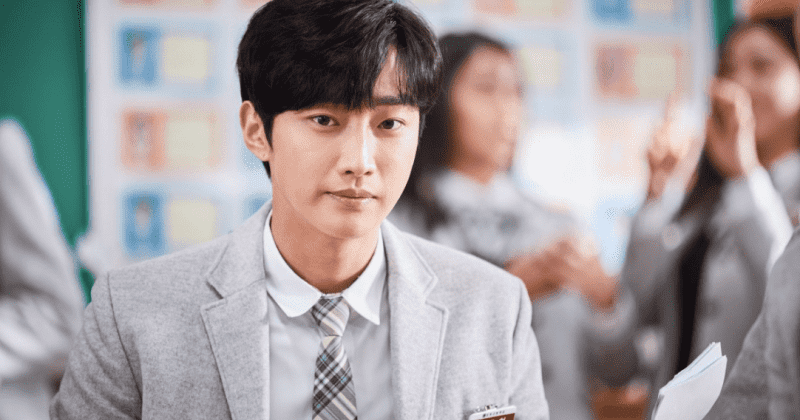 Jin Young hội ngộ khán giả với vai diễn điện ảnh đầu tiên trong Đại Ca Hoá Soái Ca
