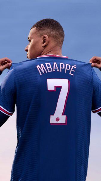 Hình ảnh Mbappe thay áo