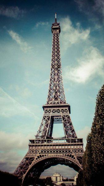 Hình ảnh tháp Eiffel với gam màu trầm