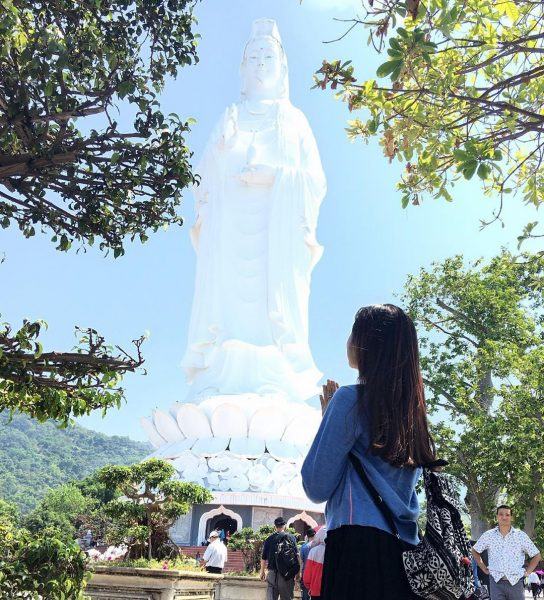 Hình tượng Phật cầu bình an
