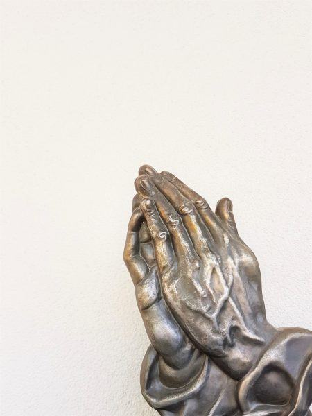 tượng thần cầu nguyện bằng đồng