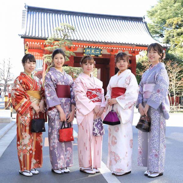 Hình ảnh cô gái mặc Kimono xinh đẹp