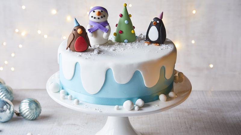 bánh sinh nhật chim cánh cụt dễ thương