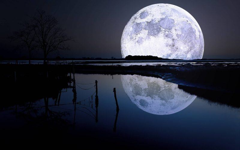 Hình mặt trăng siêu đẹp