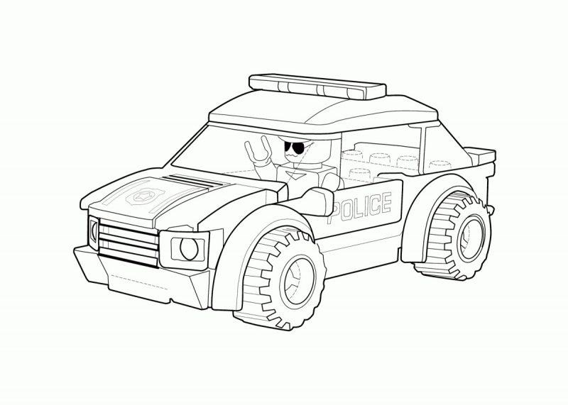 Một bản phác thảo của một chiếc xe cảnh sát và một người lái xe