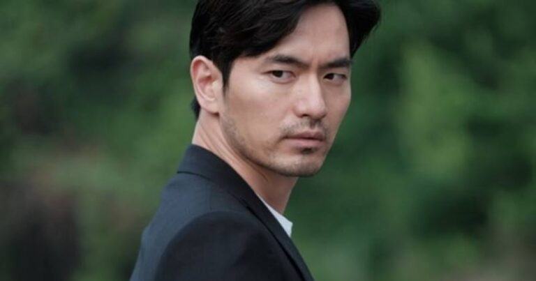 Lee Jin Wook hóa thân thành vị thám tử thông minh nhưng lạnh lùng trong Voice 2