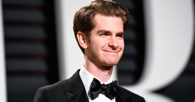 Andrew Garfield kể chuyện tình yêu Trong Từng Nhịp Thở