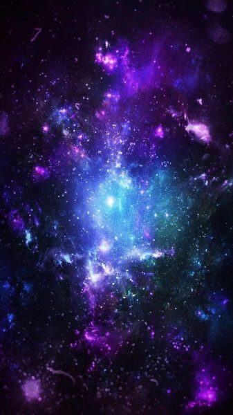 Hình ảnh một thiên hà sáng trôi nổi trong một thiên hà tối