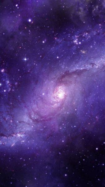 hình ảnh thiên hà không gian sáng thiên hà tím