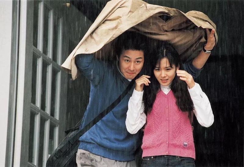 Siêu phẩm phòng vé Hàn Quốc năm 2003 - The Classic là câu chuyện tình yêu về sự kết nối giữa hai thế hệ.