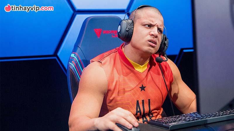 Tyler1 lần đầu mỉm cười với bản cập nhật client LoL