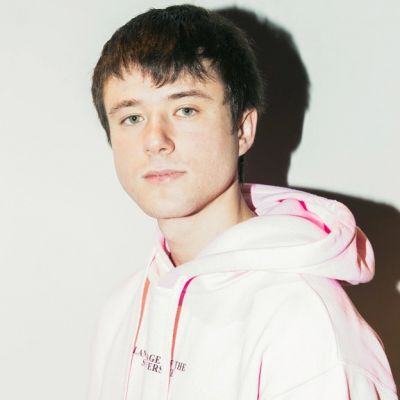 Alec Benjamin- Wiki, Age, Height, Net Worth, Girlfriend, Ethnicity