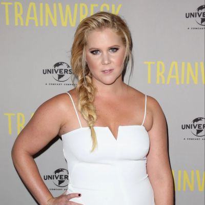 Amy Schumer- Wiki, Biography, Age, Height, Net Worth, Husband