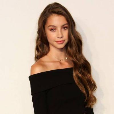 Carys Zeta Douglas- Wiki, Age, Height, Net Worth, Boyfriend, Ethnicity