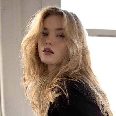 Chloe Rose Robertson- Wiki, Age, Height, Net Worth, Boyfriend, Ethnicity