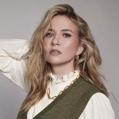 Eliza Bennett- Wiki, Biography, Age, Height, Net Worth, Husband