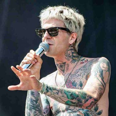 Jesse Rutherford- Wiki, Biography, Age, Height, Net Worth, Girlfriend