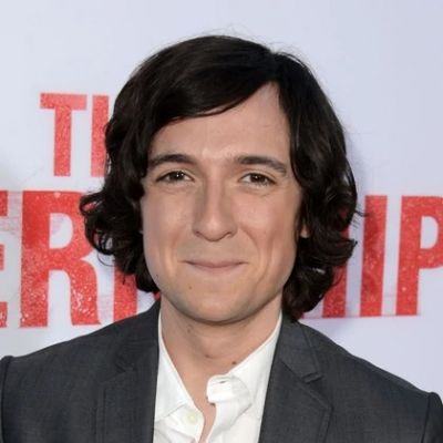 Josh Brener- Wiki, Age, Height, Net Worth, Wife, Ethnicity