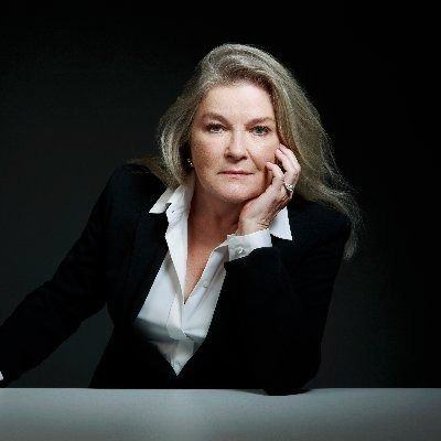 Kate Mulgrew- Wiki, Age, Height, Net Worth, Husband, Ethnicity