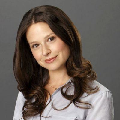 Katie Lowes- Wiki, Age, Height, Net Worth, Husband, Ethnicity