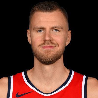 Kristaps Porzingis- Wiki, Age, Height, Net Worth, Girlfriend, Ethnicity