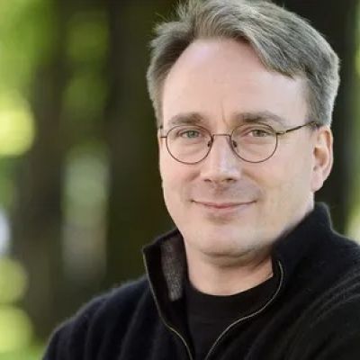 Linus Torvalds- Wiki, Age, Height, Net Worth, Wife, Ethnicity