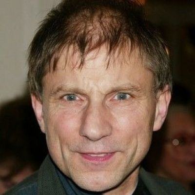 Simon McBurney- Wiki, Age, Height, Net Worth, Wife, Ethnicity