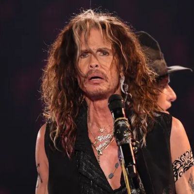 Steven Tyler Was Accused Of Sexual Assault By His Former Girlfriend Julia Holcomb