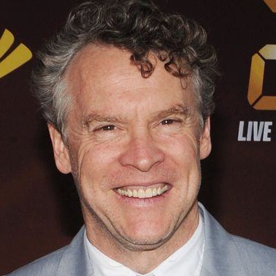 Tate Donovan- Wiki, Age, Height, Net Worth, Wife, Ethnicity