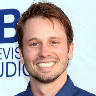 Tyler Ritter- Wiki, Age, Height, Net Worth, Wife, Ethnicity