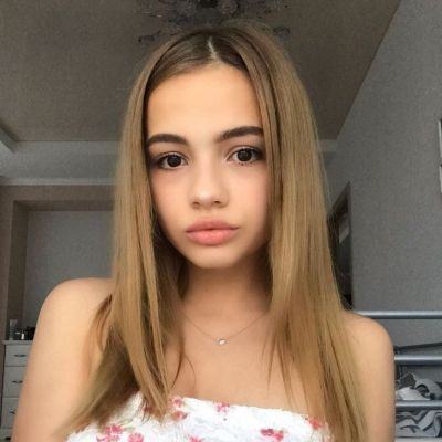 Valya Karnaval- Wiki, Age, Height, Net Worth, Boyfriend, Ethnicity