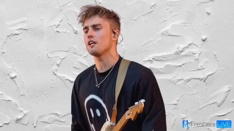 Who are Sam Fender Parents? Meet Alan Fender And Shirley