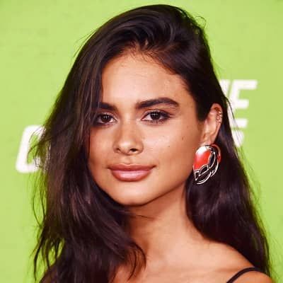 Sophia Esperanza- Wiki, Age, Height, Husband, Net Worth