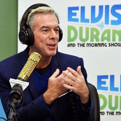 Who Is Elvis Duran? Wiki, Age, Height, Wife, Net Worth, Ethnicity