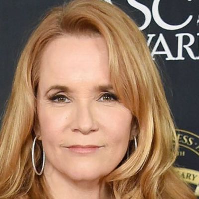 Lea Thompson- Wiki, Age, Husband, Net Worth, Height, Ethnicity